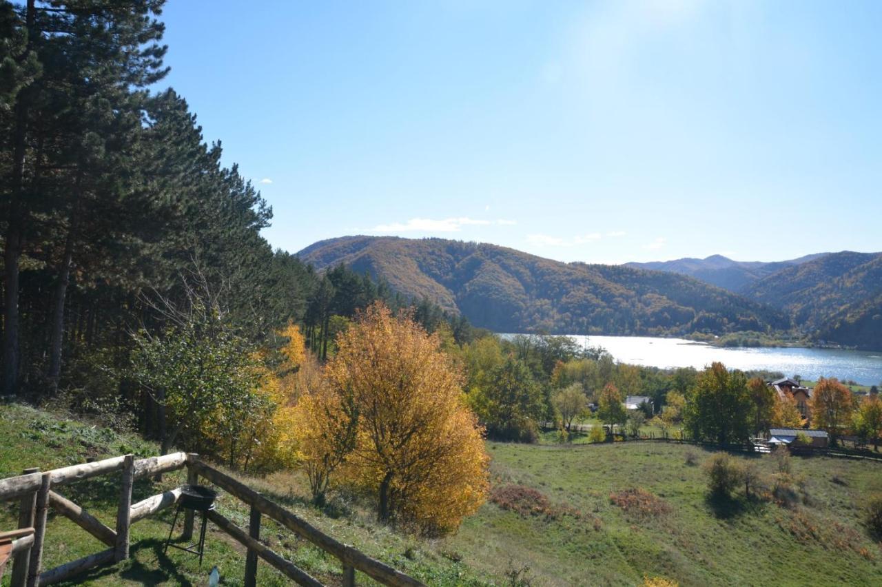 Villa Casuta Mea Piatra Neamţ Exterior foto